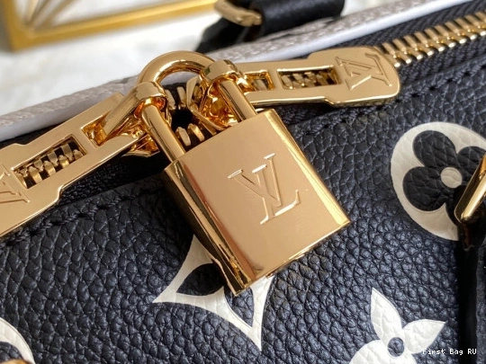 Firstbag ru Vuitton 20 Louis BANDOULIÈRE SPEEDY 0810